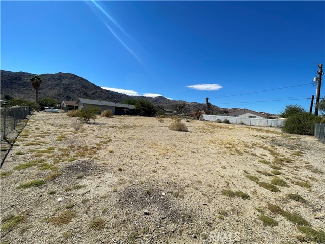 6836 Eucalyptus Avenue, Twentynine Palms, California 92277, 3 Bedrooms Bedrooms, ,2 BathroomsBathrooms,Residential,For Sale,6836 Eucalyptus Avenue,CRSW24198436