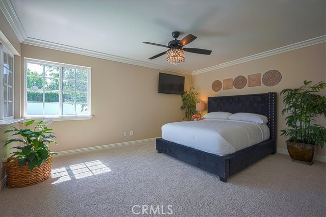 1375 N Euclid Avenue, Upland CA: https://media.crmls.org/medias/0ebd4ef7-ab70-4e66-af91-efccde3ed1fe.jpg