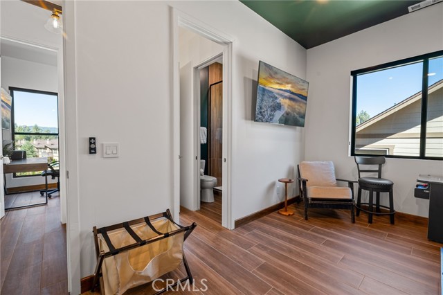 807 Cameron Drive, Big Bear Lake, CA 92315