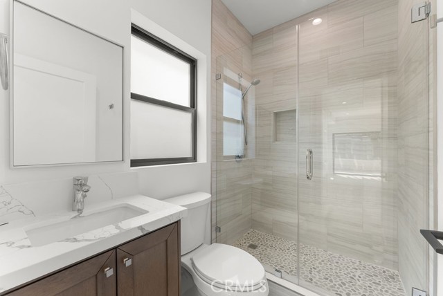 2155 Glenada Avenue, Montrose CA: https://media.crmls.org/medias/0ebd9e5f-b21d-4692-b1e6-33a546c5e120.jpg