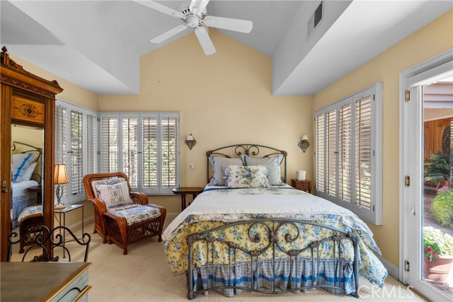 19222 Mayall Street, Northridge CA: https://media.crmls.org/medias/0ebdbc97-151e-465b-9847-5996a8dcb8e1.jpg