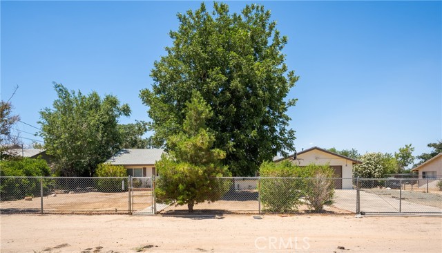 Detail Gallery Image 22 of 38 For 10004 Oakwood Ave, Hesperia,  CA 92345 - 2 Beds | 2 Baths