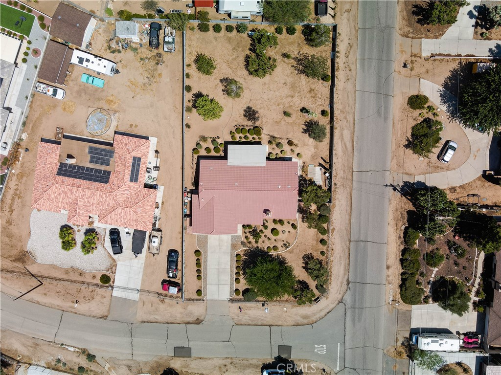 https://media.crmls.org/medias/0ebe48c4-ef87-46a0-b763-e953f84d84e3.jpg?preset=X-Large