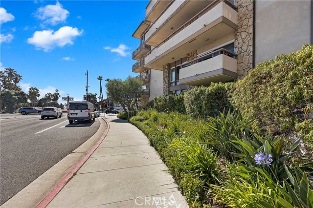 230 Catalina Avenue, Redondo Beach, California 90277, 2 Bedrooms Bedrooms, ,1 BathroomBathrooms,Residential,Sold,Catalina,IV23133644