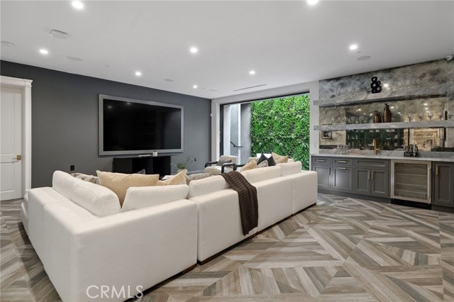 16630 Oldham Place, Encino CA: https://media.crmls.org/medias/0ebf6a1d-1221-45d6-8635-f3e5ce7fc299.jpg