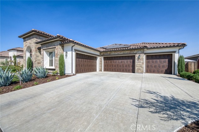 Detail Gallery Image 3 of 56 For 2687 Trenton, Clovis,  CA 93619 - 4 Beds | 3/1 Baths