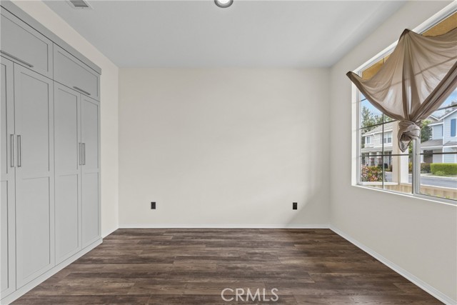 Detail Gallery Image 23 of 32 For 2535 Canterbury Ln, Simi Valley,  CA 93063 - 4 Beds | 2/1 Baths