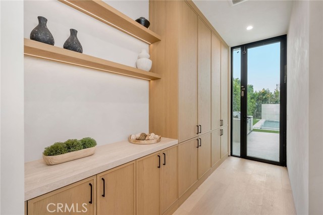 Detail Gallery Image 31 of 72 For 15447 Huston, Sherman Oaks,  CA 91403 - 5 Beds | 5/1 Baths