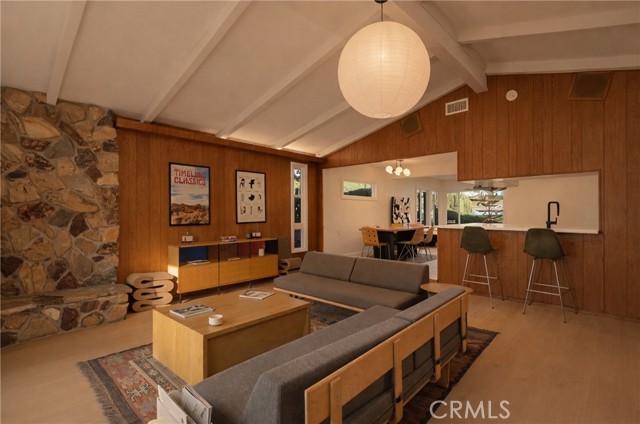 Front Image Thumbnail for CRPW25277823