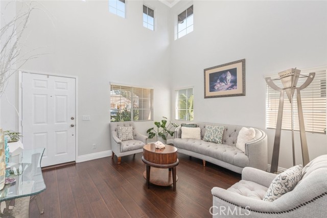 Detail Gallery Image 10 of 53 For 1284 Longport Way, Corona,  CA 92881 - 5 Beds | 3 Baths