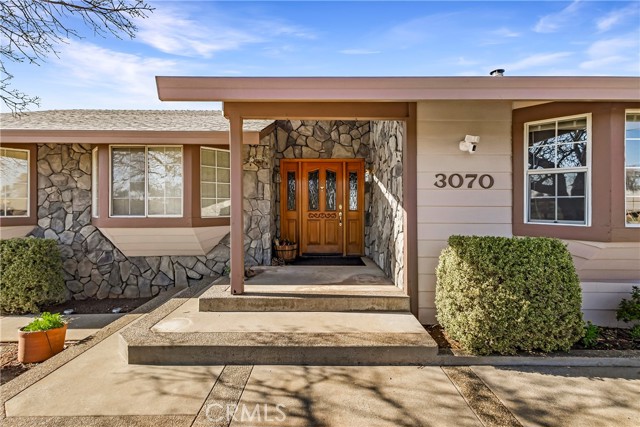 3070 Royal Meadow Lane, Paradise CA: https://media.crmls.org/medias/0ec1f249-3a12-4a8d-bea9-9fb33cd21a39.jpg