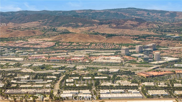 470 Lobata, Irvine CA: https://media.crmls.org/medias/0ec22f4b-558f-4e07-afe3-f66ed1fdfa1d.jpg