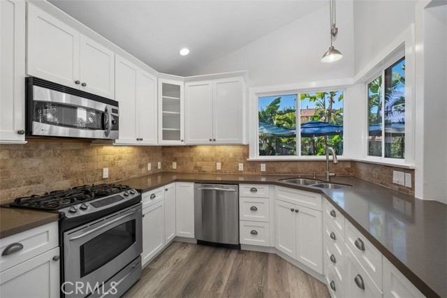 Detail Gallery Image 16 of 65 For 25936 Avenida Cabrillo, San Juan Capistrano,  CA 92675 - 5 Beds | 3/1 Baths