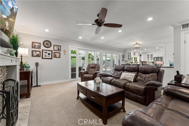 18672 Evergreen Avenue, Yorba Linda CA: https://media.crmls.org/medias/0ec3300e-52f3-4833-9501-ba81f6cae0f3.jpg