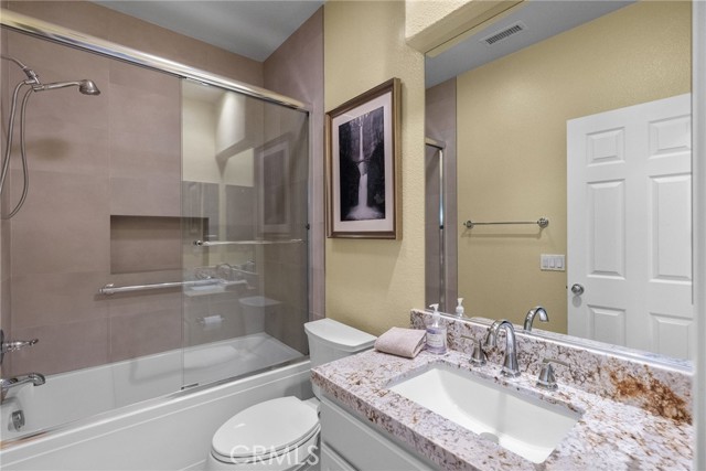 Detail Gallery Image 23 of 32 For 24370 Cavalini Pl, Valencia,  CA 91355 - 2 Beds | 2 Baths
