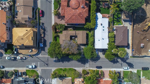 1560 1st Street, Manhattan Beach, California 90266, 1 Bedroom Bedrooms, ,1 BathroomBathrooms,Residential,Sold,1st,SB18044858