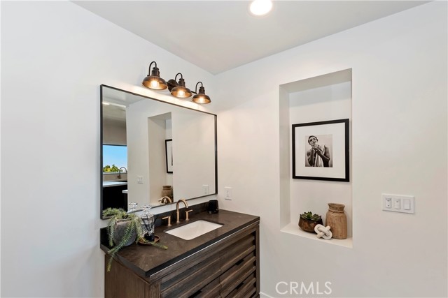 1227 Klondike Drive, Lake Arrowhead CA: https://media.crmls.org/medias/0ec44287-56f0-4b0d-9f8b-3fba5c9a9db2.jpg