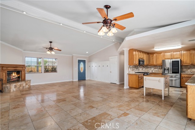 Detail Gallery Image 14 of 38 For 5137 W Avenue L, Quartz Hill,  CA 93536 - 4 Beds | 2 Baths