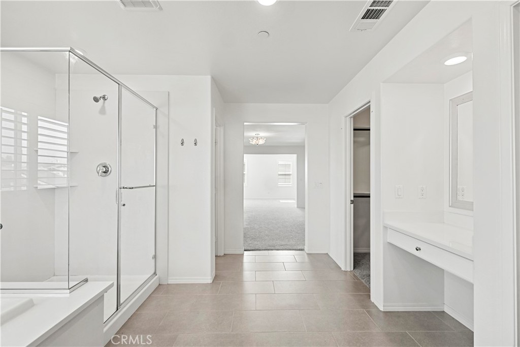 MLS #WS25243385 image #47