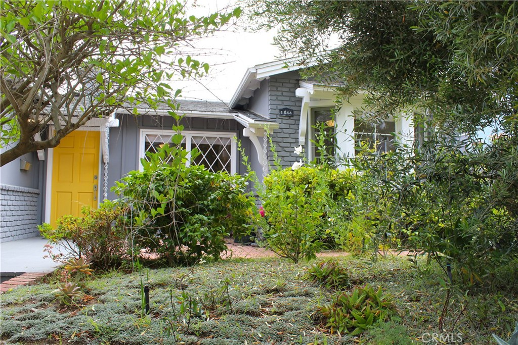 1644 Wellesley Drive