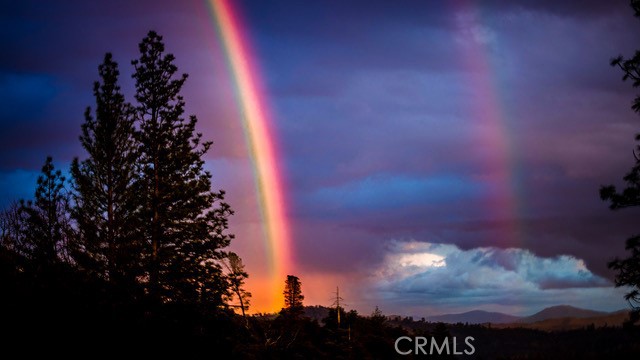 https://media.crmls.org/medias/0ec626f2-2a0e-436d-a38a-f2c4829b93d6.jpg?preset=X-Large