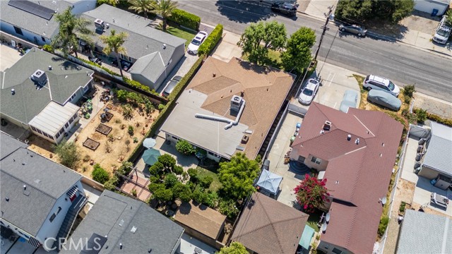 10514 Aldea Avenue, Granada Hills CA: https://media.crmls.org/medias/0ec6789c-e3e2-42a1-98a5-7c4be606c2e0.jpg