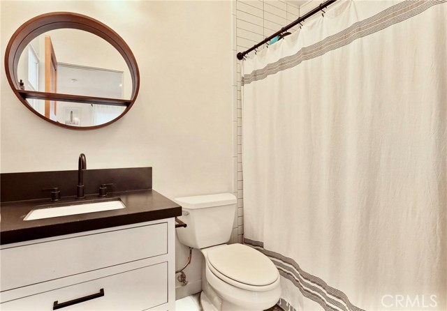 2932 Edgehill photo 45