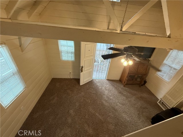 Detail Gallery Image 8 of 22 For 369 Log Ln, Crestline,  CA 92325 - 1 Beds | 1 Baths