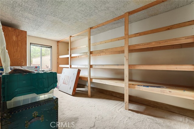 27439 Santa Clarita Road, Saugus CA: https://media.crmls.org/medias/0ec74411-d5f4-471b-8a34-b5a6380e2149.jpg