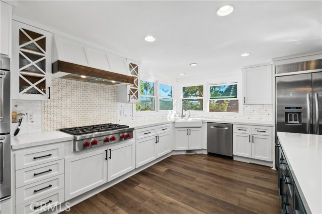 Detail Gallery Image 7 of 33 For 27422 Silver Creek Dr, San Juan Capistrano,  CA 92675 - 4 Beds | 3/1 Baths