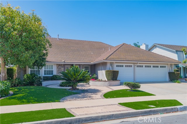 Detail Gallery Image 1 of 37 For 4702 E Golden Eagle Ave, Orange,  CA 92869 - 3 Beds | 2 Baths