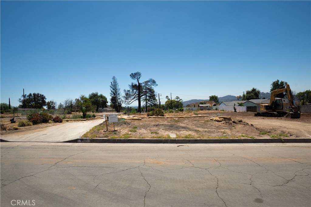 MLS #WS25165136 image #6