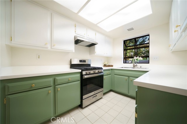 Detail Gallery Image 12 of 38 For 10663 Bell, Stanton,  CA 90680 - 2 Beds | 2/1 Baths