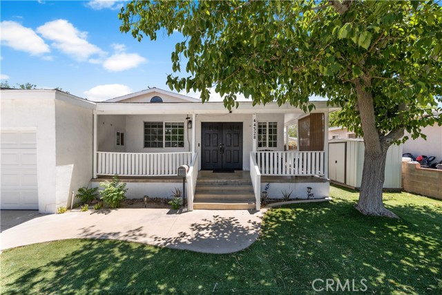 Detail Gallery Image 2 of 30 For 44328 Foxton Ave, Lancaster,  CA 93535 - 4 Beds | 2 Baths