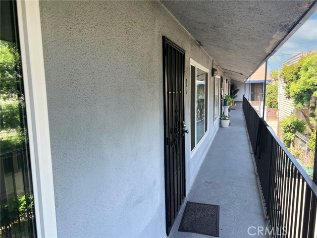 Detail Gallery Image 7 of 10 For 2521 E 7th St, Long Beach,  CA 90804 - – Beds | – Baths