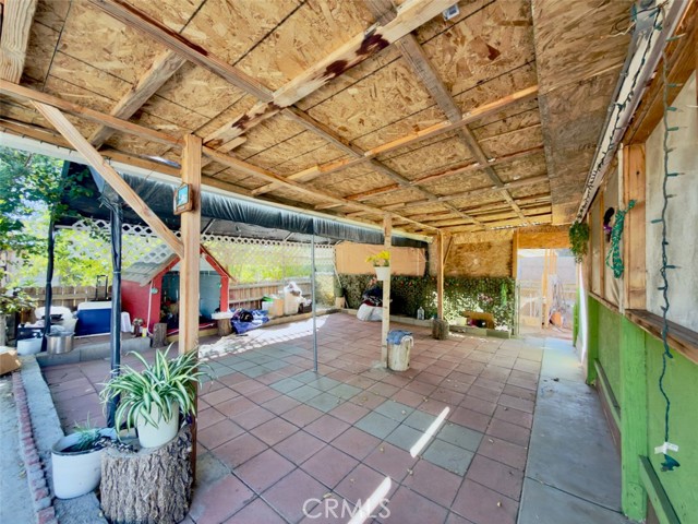 40912 168th E, Lancaster CA: https://media.crmls.org/medias/0ec9ca64-7804-44d2-bbee-116fa42faf9e.jpg