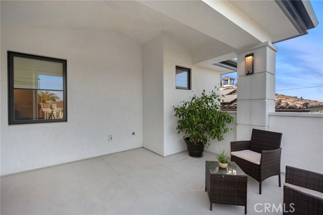 Detail Gallery Image 51 of 67 For 510 N Dianthus St, Manhattan Beach,  CA 90266 - 5 Beds | 4 Baths