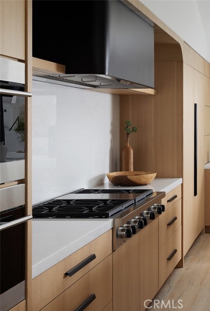 Detail Gallery Image 12 of 72 For 919 Sandcastle R, Corona Del Mar,  CA 92625 - 5 Beds | 4 Baths