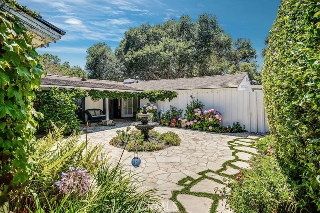 204 Via Alcance, Palos Verdes Estates, California 90274, 5 Bedrooms Bedrooms, ,2 BathroomsBathrooms,Residential,Sold,Via Alcance,PV21150987