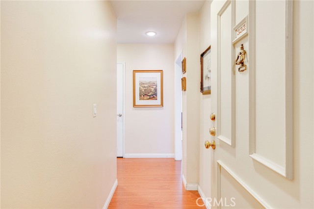 Detail Gallery Image 16 of 24 For 12720 Burbank Blvd #322,  Valley Village,  CA 91607 - 2 Beds | 2 Baths