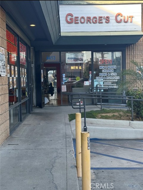 4413 Eagle Rock Boulevard, Los Angeles CA: https://media.crmls.org/medias/0ecd94e7-ce64-4140-9841-85e9951d42b1.jpg