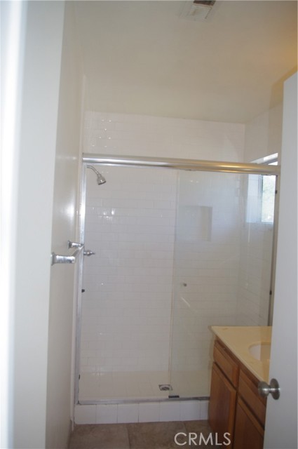 Detail Gallery Image 28 of 34 For 421 S Flower Ave a,  Brea,  CA 92821 - 3 Beds | 2/1 Baths