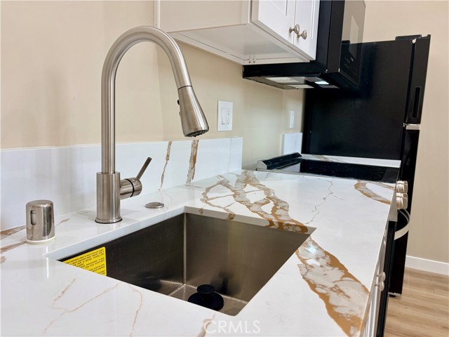 Detail Gallery Image 8 of 10 For 1464 3rd St #2,  La Verne,  CA 91750 - 0 Beds | 1 Baths