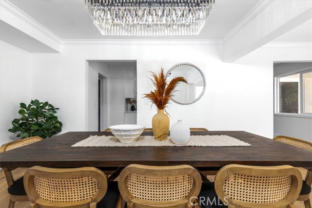 3625 Terrace View Drive, Encino CA: https://media.crmls.org/medias/0ecf5ff8-cb16-4ce0-a9c9-7d737df876e5.jpg