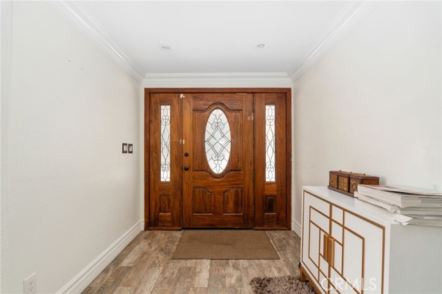 Detail Gallery Image 5 of 49 For 4303 N Golden, San Bernardino,  CA 92404 - 5 Beds | 3/1 Baths