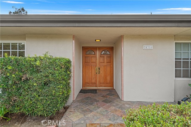 Detail Gallery Image 34 of 35 For 24316 Burbank Bld, Woodland Hills,  CA 91367 - 4 Beds | 2 Baths