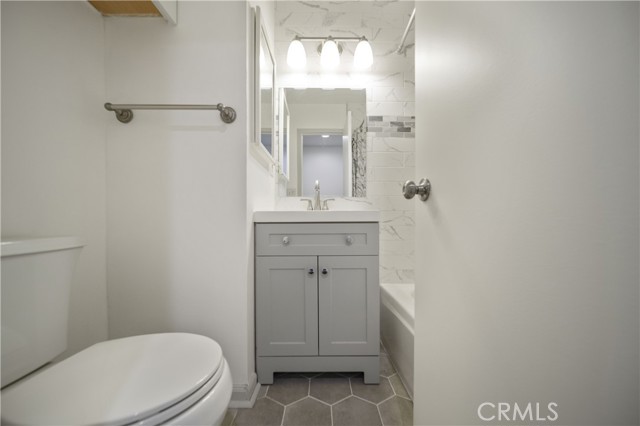 Detail Gallery Image 36 of 57 For 26817 Oak Branch Cir, Newhall,  CA 91321 - 2 Beds | 2 Baths