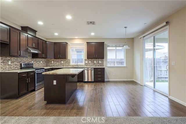 Detail Gallery Image 13 of 64 For 4985 Webber Ct, Merced,  CA 95348 - 3 Beds | 2 Baths