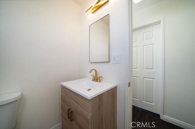 Detail Gallery Image 15 of 20 For 11221 Pangborn, Downey,  CA 90241 - – Beds | – Baths