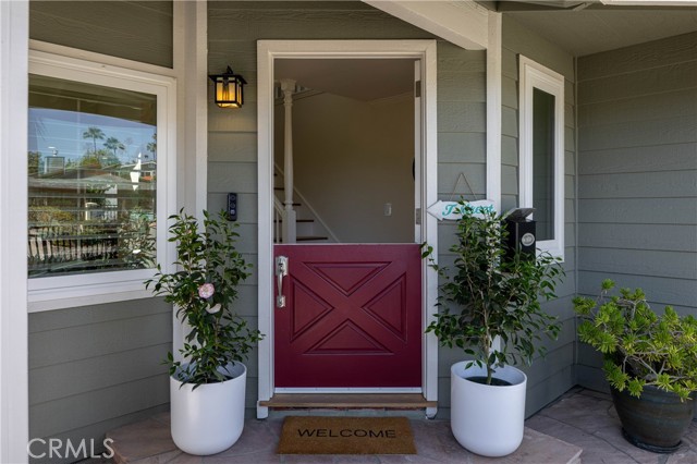 Image 3 of 30 For 132 Esplanade